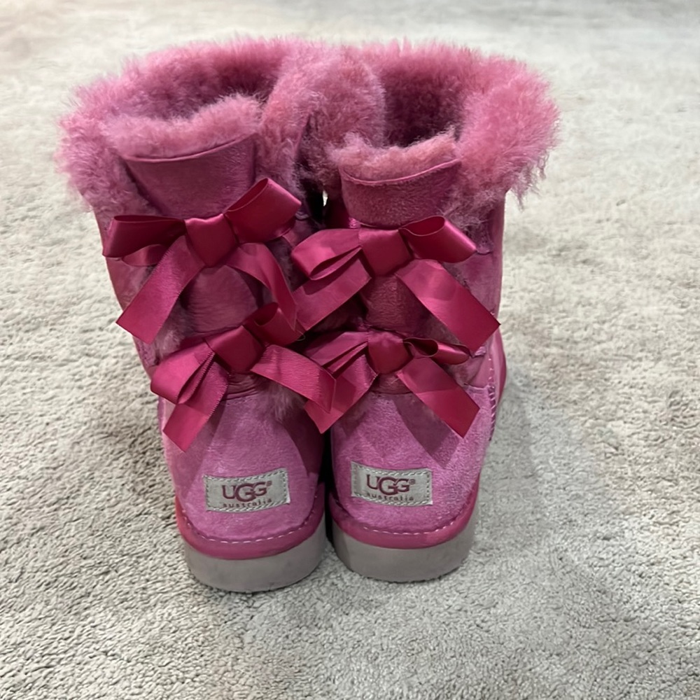 Pink Uggs